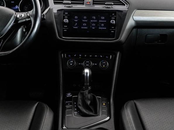 Volkswagen Tiguan II с пробегом 2017 года, цена 1 936 842 рубля, 148121 км, внедорожник, Автокод Объявления