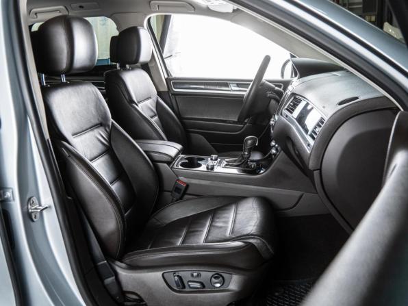 Volkswagen Touareg II Рестайлинг с пробегом 2016 года, цена 3 280 000 рублей, 199125 км, внедорожник, Автокод Объявления
