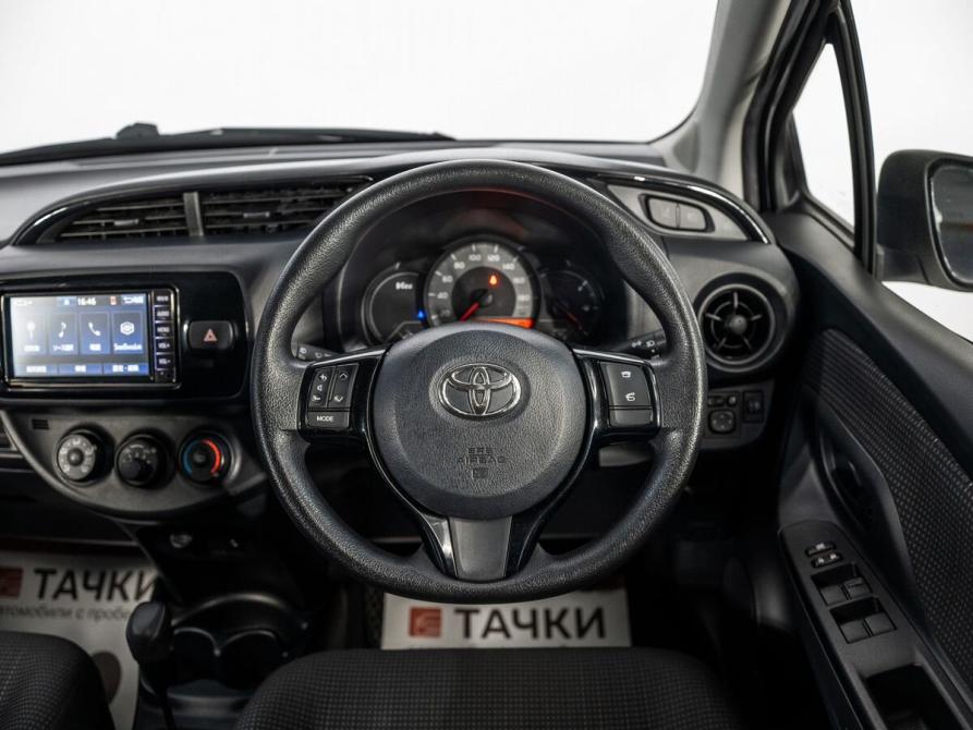Toyota Vitz III (XP130) Рестайлинг 2 Иркутск  - изображение 9