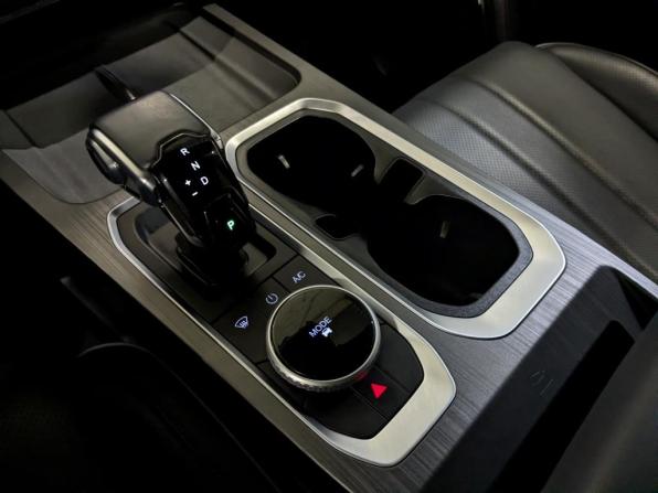 Jaecoo J7 I с пробегом 2024 года, цена 2 450 000 рублей, 13678 км, внедорожник, Автокод Объявления
