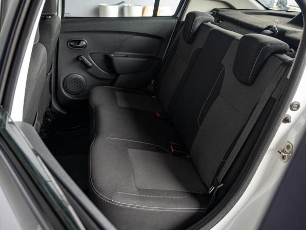 Renault Logan II Рестайлинг с пробегом 2022 года, цена 1 170 000 рублей, 81404 км, седан, Автокод Объявления