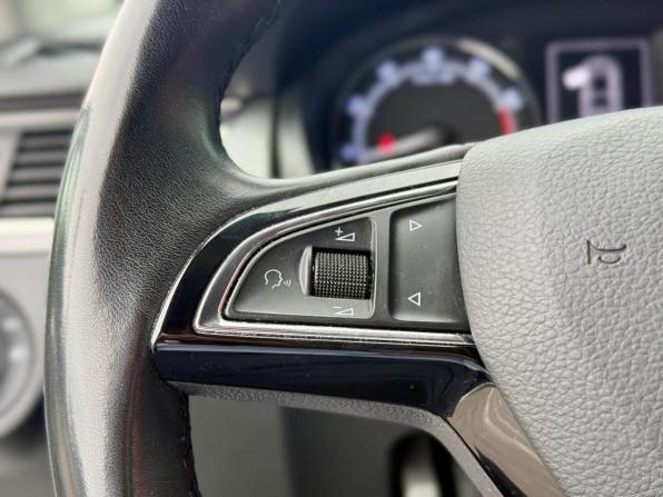 Skoda Rapid I Рестайлинг с пробегом 2019 года, цена 1 448 000 рублей, 56136 км, лифтбек, Автокод Объявления