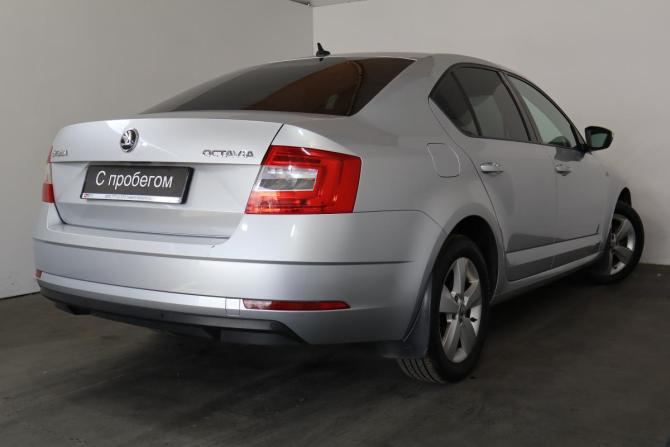 Skoda Octavia III (A7) Рестайлинг с пробегом 2019 года, цена 1 379 000 рублей, 205300 км, лифтбек, Автокод Объявления