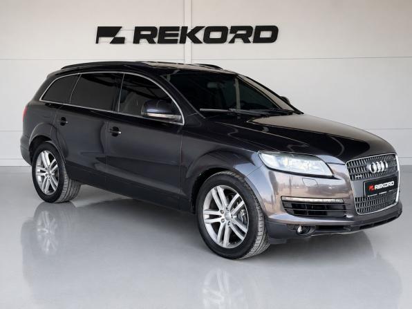 Audi Q7 I (4L) с пробегом 2007 года, цена 1 180 000 рублей, 288120 км, внедорожник, Автокод Объявления