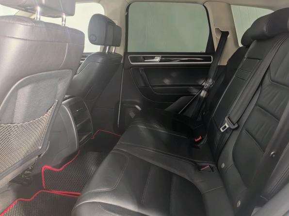 Volkswagen Touareg II Рестайлинг с пробегом 2015 года, цена 2 300 000 рублей, 212000 км, внедорожник, Автокод Объявления