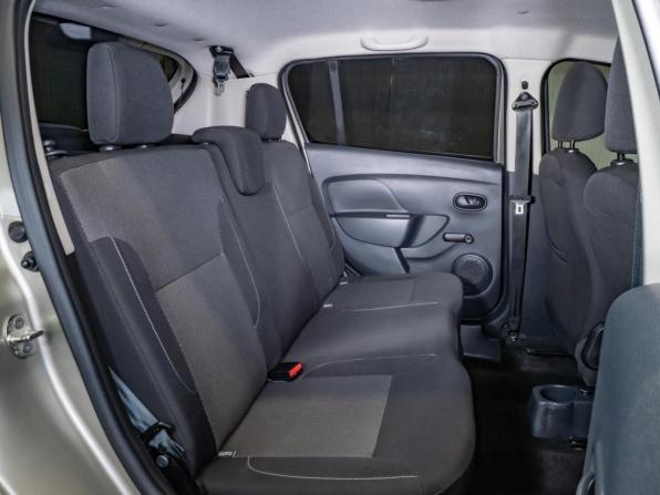 Renault Sandero II Рестайлинг с пробегом 2019 года, цена 1 270 000 рублей, 68990 км, хэтчбек, Автокод Объявления
