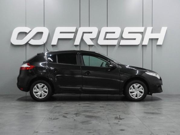 Renault Megane III Рестайлинг 2 с пробегом 2014 года, цена 799 000 рублей, 176495 км, хэтчбек, Автокод Объявления