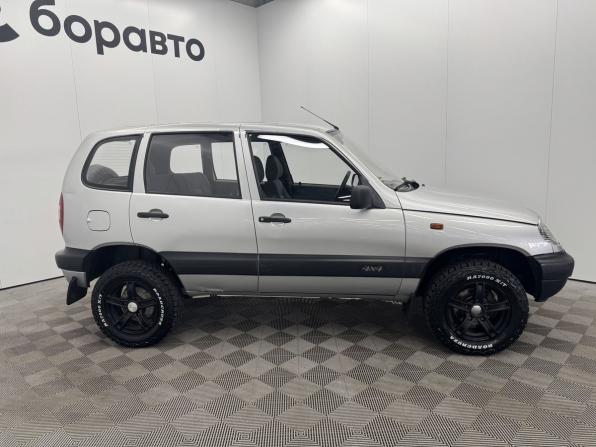 Chevrolet Niva I с пробегом 2004 года, цена 420 000 рублей, 111474 км, внедорожник, Автокод Объявления