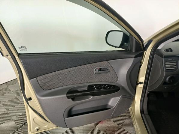 Kia Rio II Рестайлинг с пробегом 2011 года, цена 549 000 рублей, 143587 км, хэтчбек, Автокод Объявления