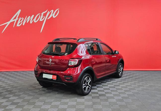 Renault Sandero II Рестайлинг с пробегом 2018 года, цена 1 199 000 рублей, 83829 км, хэтчбек, Автокод Объявления