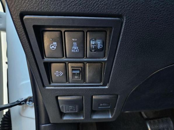 Toyota Hilux VIII с пробегом 2019 года, цена 2 650 000 рублей, 553444 км, пикап, Автокод Объявления