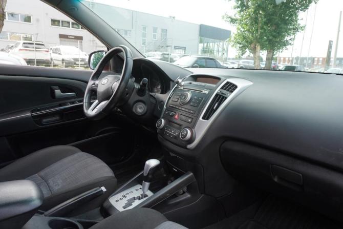 Kia Ceed I Рестайлинг с пробегом 2011 года, цена 635 000 рублей, 286325 км, хэтчбек, Автокод Объявления