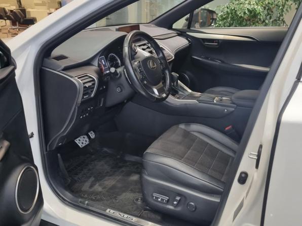 Lexus NX I Рестайлинг с пробегом 2020 года, цена 3 990 000 рублей, 56837 км, внедорожник, Автокод Объявления