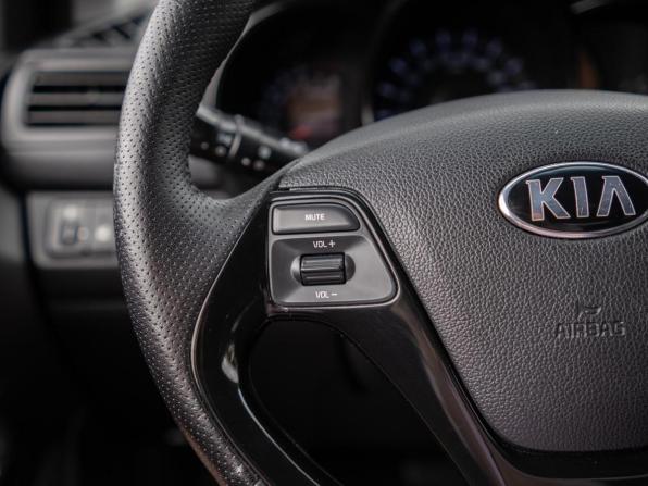 Kia Rio III Рестайлинг с пробегом 2016 года, цена 1 299 000 рублей, 61243 км, седан, Автокод Объявления