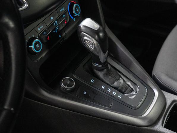 Ford Focus III Рестайлинг с пробегом 2019 года, цена 1 219 000 рублей, 119575 км, хэтчбек, Автокод Объявления