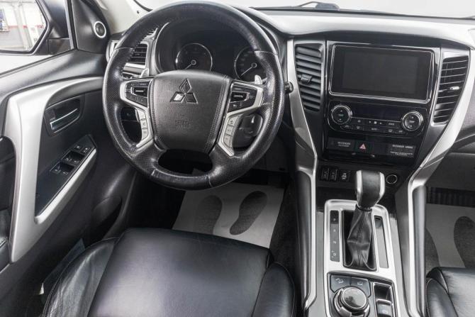 Mitsubishi Pajero Sport III с пробегом 2019 года, цена 2 899 000 рублей, 177000 км, внедорожник, Автокод Объявления