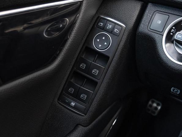 Mercedes-Benz C-Класс III (W204) с пробегом 2010 года, цена 1 269 000 рублей, 143175 км, седан, Автокод Объявления