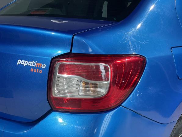 Renault Logan II с пробегом 2017 года, цена 590 000 рублей, 180405 км, седан, Автокод Объявления