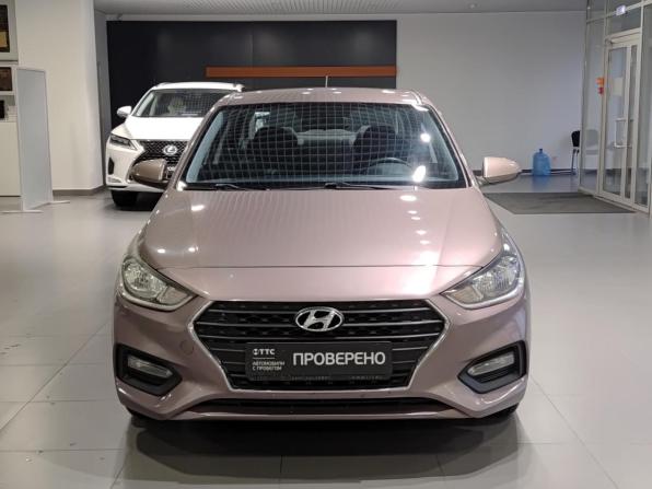 Hyundai Solaris II с пробегом 2019 года, цена 1 117 000 рублей, 125467 км, седан, Автокод Объявления