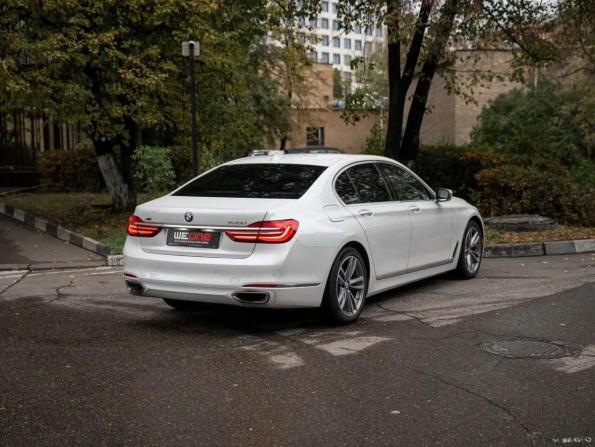BMW 7 серии VI (G11/G12) с пробегом 2016 года, цена 3 340 000 рублей, 258000 км, седан, Автокод Объявления