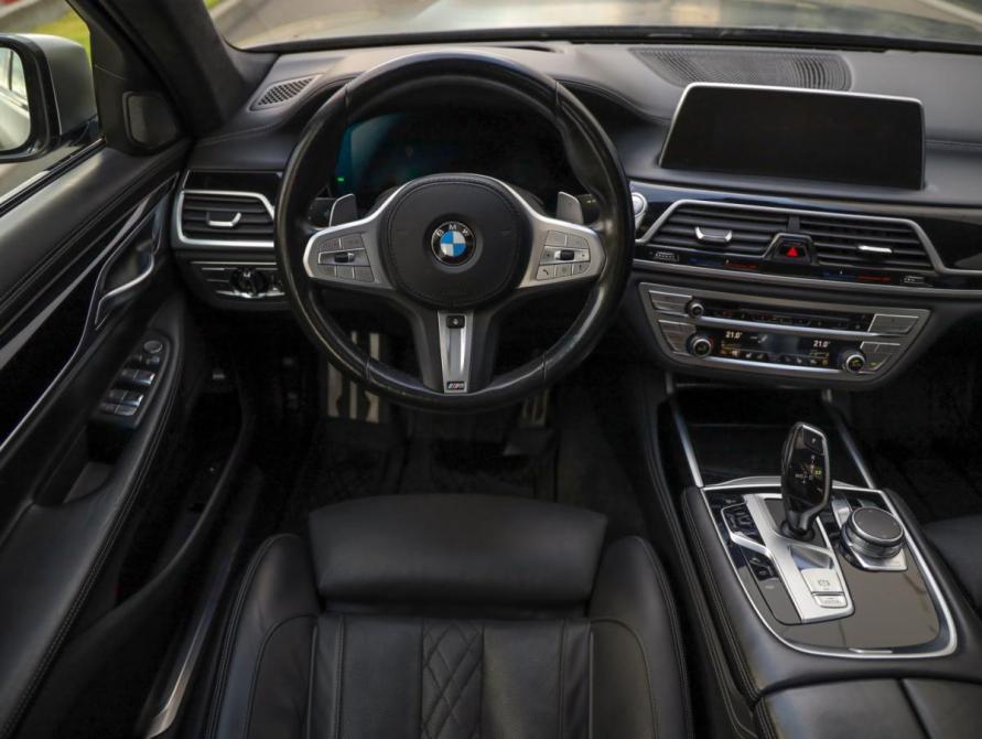 BMW 7 серии VI (G11/G12) Рестайлинг Санкт-Петербург  - изображение 13