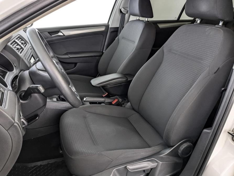 Volkswagen Jetta VI Рестайлинг Москва  - изображение 20