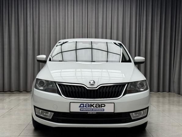 Skoda Rapid I с пробегом 2015 года, цена 1 199 000 рублей, 174696 км, лифтбек, Автокод Объявления