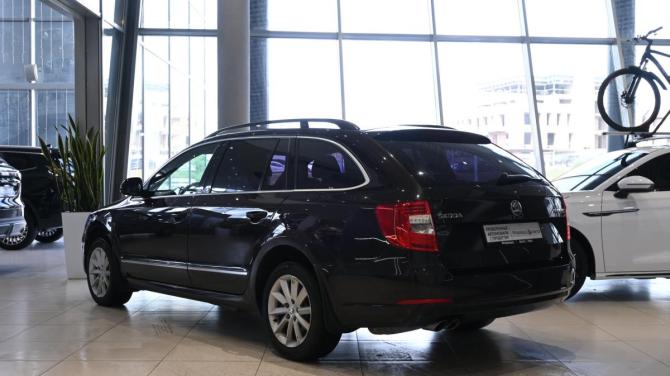 Skoda Superb II Рестайлинг с пробегом 2013 года, цена 1 450 000 рублей, 131371 км, универсал, Автокод Объявления