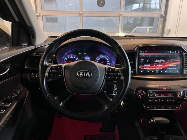 Kia Sorento III Prime Рестайлинг с пробегом 2019 года, цена 2 790 000 рублей, 143500 км, внедорожник, Автокод Объявления
