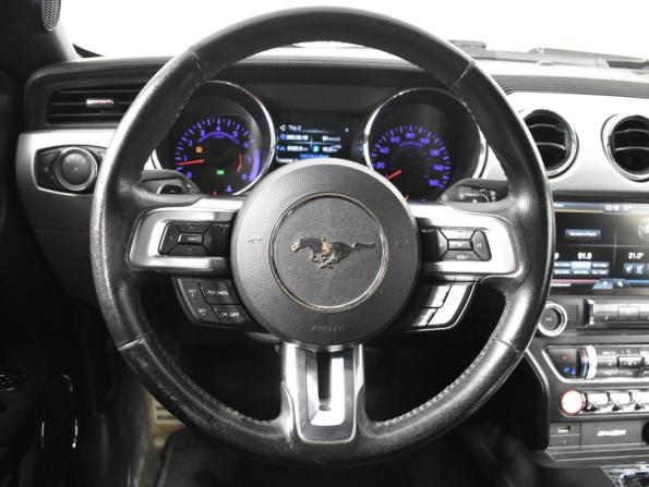 Ford Mustang VI с пробегом 2015 года, цена 1 995 900 рублей, 194905 км, купе, Автокод Объявления