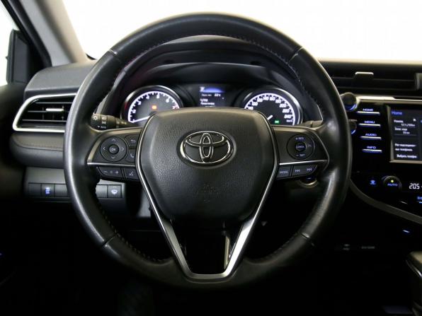 Toyota Camry VIII (XV70) с пробегом 2018 года, цена 2 290 000 рублей, 126966 км, седан, Автокод Объявления