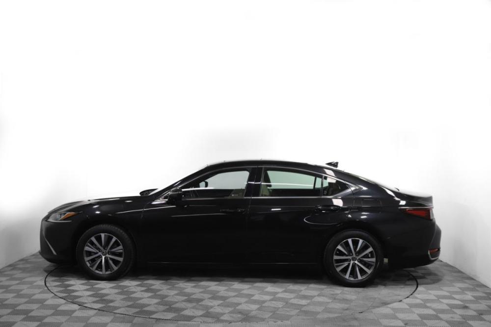 Lexus ES VII Москва  - изображение 9