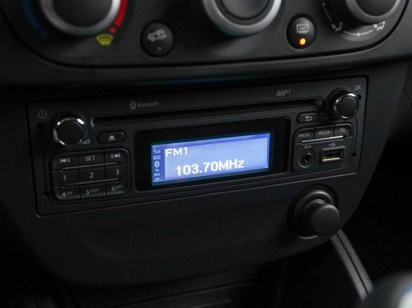 Renault Fluence I Рестайлинг с пробегом 2014 года, цена 1 299 077 рублей, 24115 км, седан, Автокод Объявления