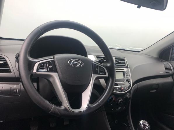 Hyundai Solaris I с пробегом 2011 года, цена 529 000 рублей, 207605 км, седан, Автокод Объявления