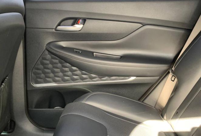 Hyundai Santa Fe IV с пробегом 2019 года, цена 2 725 000 рублей, 98377 км, внедорожник, Автокод Объявления