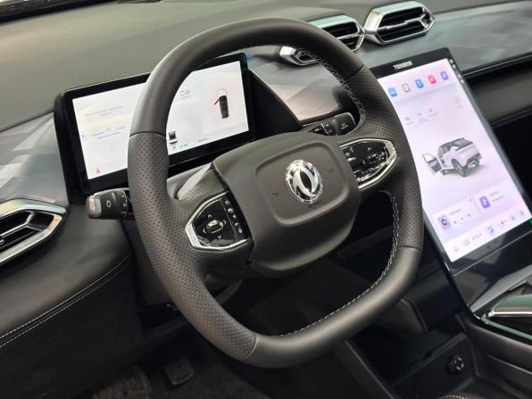 Dongfeng Mage с пробегом 2025 года, цена 2 499 000 рублей, 10 км, внедорожник, Автокод Объявления