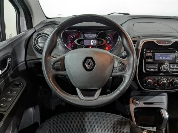 Renault Kaptur I с пробегом 2017 года, цена 1 240 000 рублей, 67843 км, внедорожник, Автокод Объявления