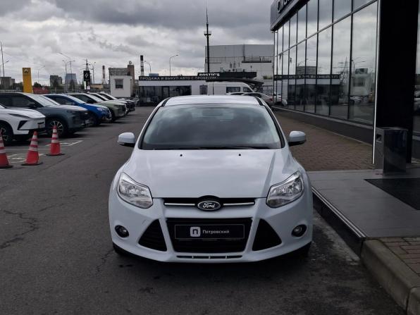 Ford Focus III с пробегом 2013 года, цена 900 000 рублей, 93835 км, хэтчбек, Автокод Объявления