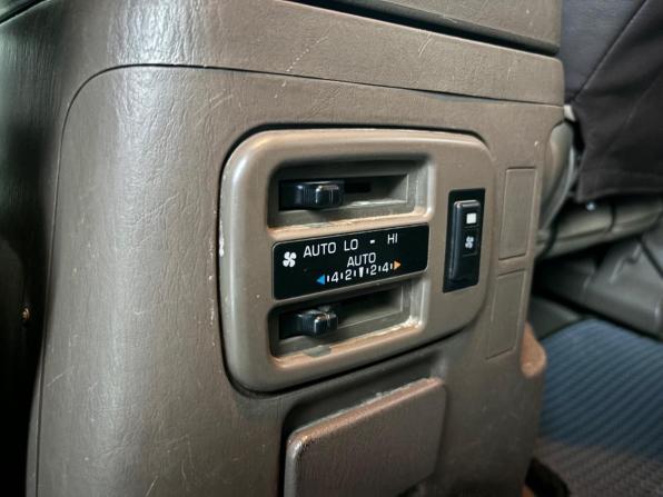 Toyota Land Cruiser Prado 90 Series Рестайлинг с пробегом 2001 года, цена 1 500 000 рублей, 113000 км, внедорожник, Автокод Объявления
