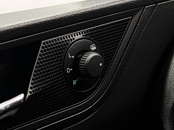 Skoda Rapid I Рестайлинг с пробегом 2019 года, цена 1 134 000 рублей, 147595 км, лифтбек, Автокод Объявления