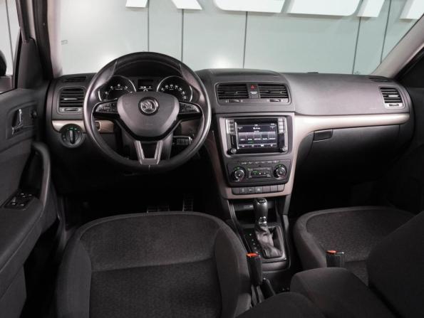 Skoda Yeti I Рестайлинг с пробегом 2016 года, цена 1 499 000 рублей, 146037 км, внедорожник, Автокод Объявления
