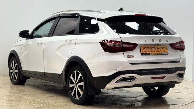 Lada (ВАЗ) Vesta I Рестайлинг (NG) с пробегом 2024 года, цена 1 425 000 рублей, 27383 км, универсал, Автокод Объявления