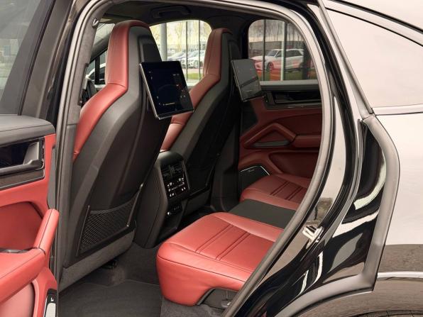 Porsche Cayenne III Рестайлинг с пробегом 2026 года, цена 25 700 000 рублей, 23 км, внедорожник, Автокод Объявления