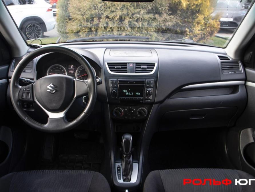 Suzuki Swift IV Москва  - изображение 9
