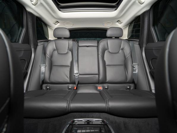 Новый Volvo XC60 II Рестайлинг 2 2026 года, цена 9 150 000 рублей, внедорожник, Автокод Объявления