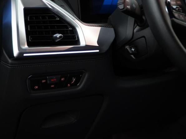 BMW XM с пробегом 2023 года, цена 13 690 055 рублей, 30345 км, внедорожник, Автокод Объявления