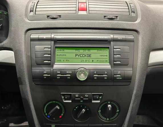 Skoda Octavia II (A5) с пробегом 2008 года, цена 629 000 рублей, 114855 км, лифтбек, Автокод Объявления