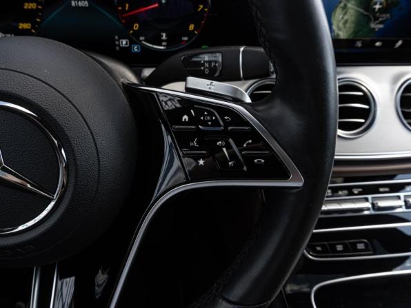 Mercedes-Benz E-Класс V (W213 S213 C238) Рестайлинг с пробегом 2020 года, цена 4 400 000 рублей, 81605 км, седан, Автокод Объявления