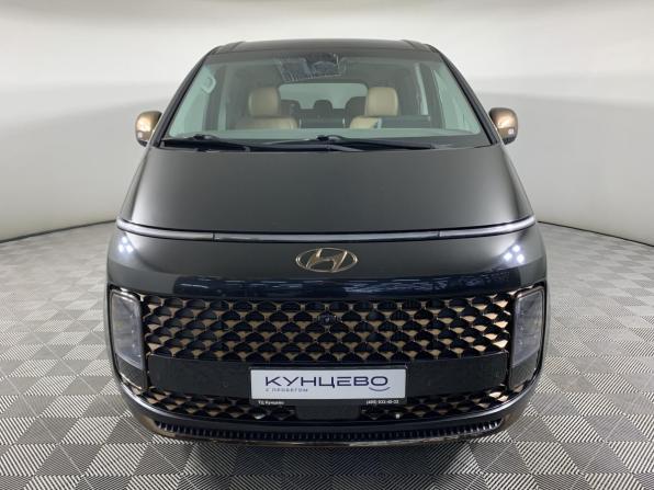 Hyundai Staria I с пробегом 2022 года, цена 4 450 000 рублей, 94521 км, минивэн, Автокод Объявления