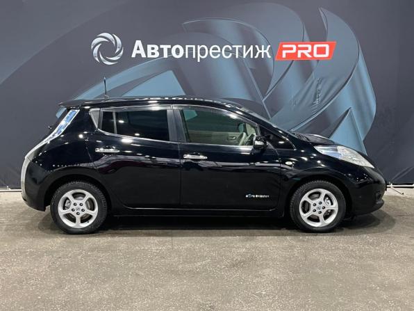 Nissan Leaf I (ZE0/AZE0) с пробегом 2012 года, цена 450 000 рублей, 121564 км, хэтчбек, Автокод Объявления